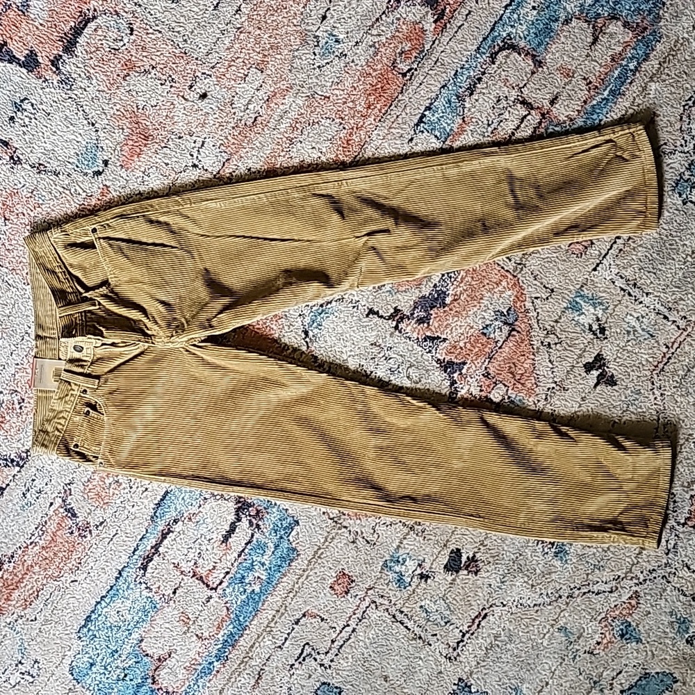 Levi’s Corduroy Straight Leg Pants